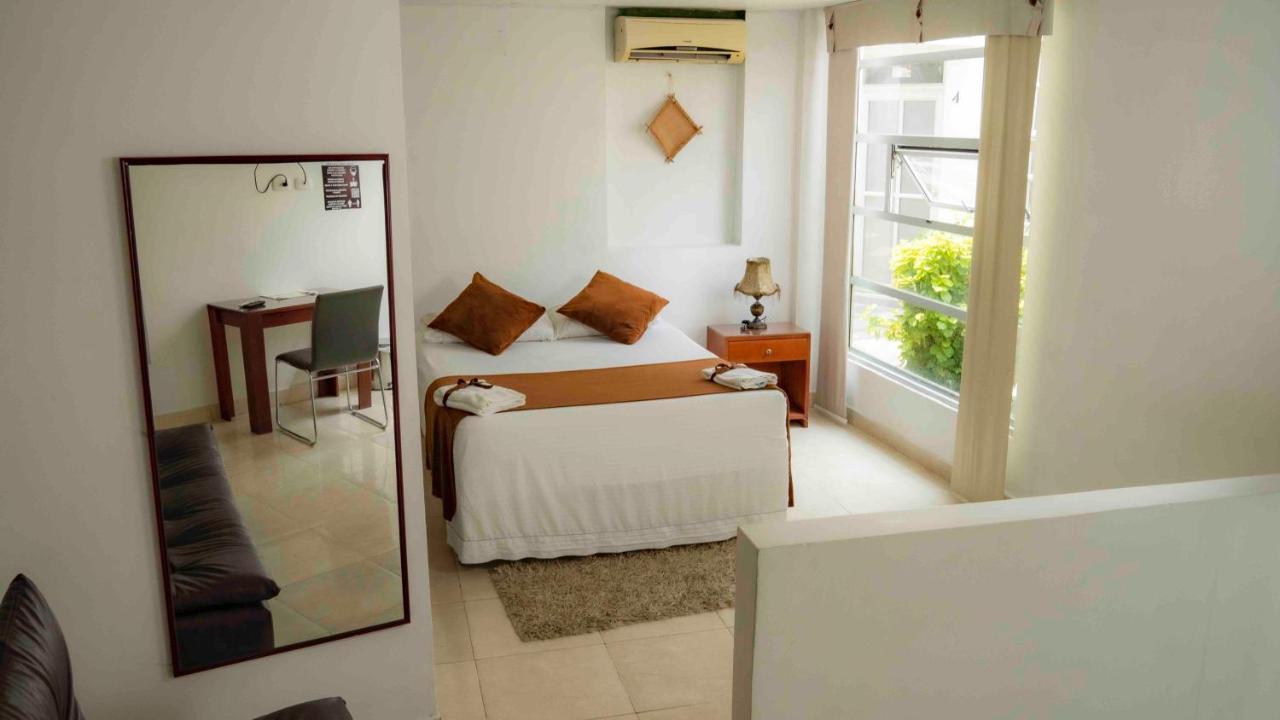 Zuruma Hotel Leticia Esterno foto
