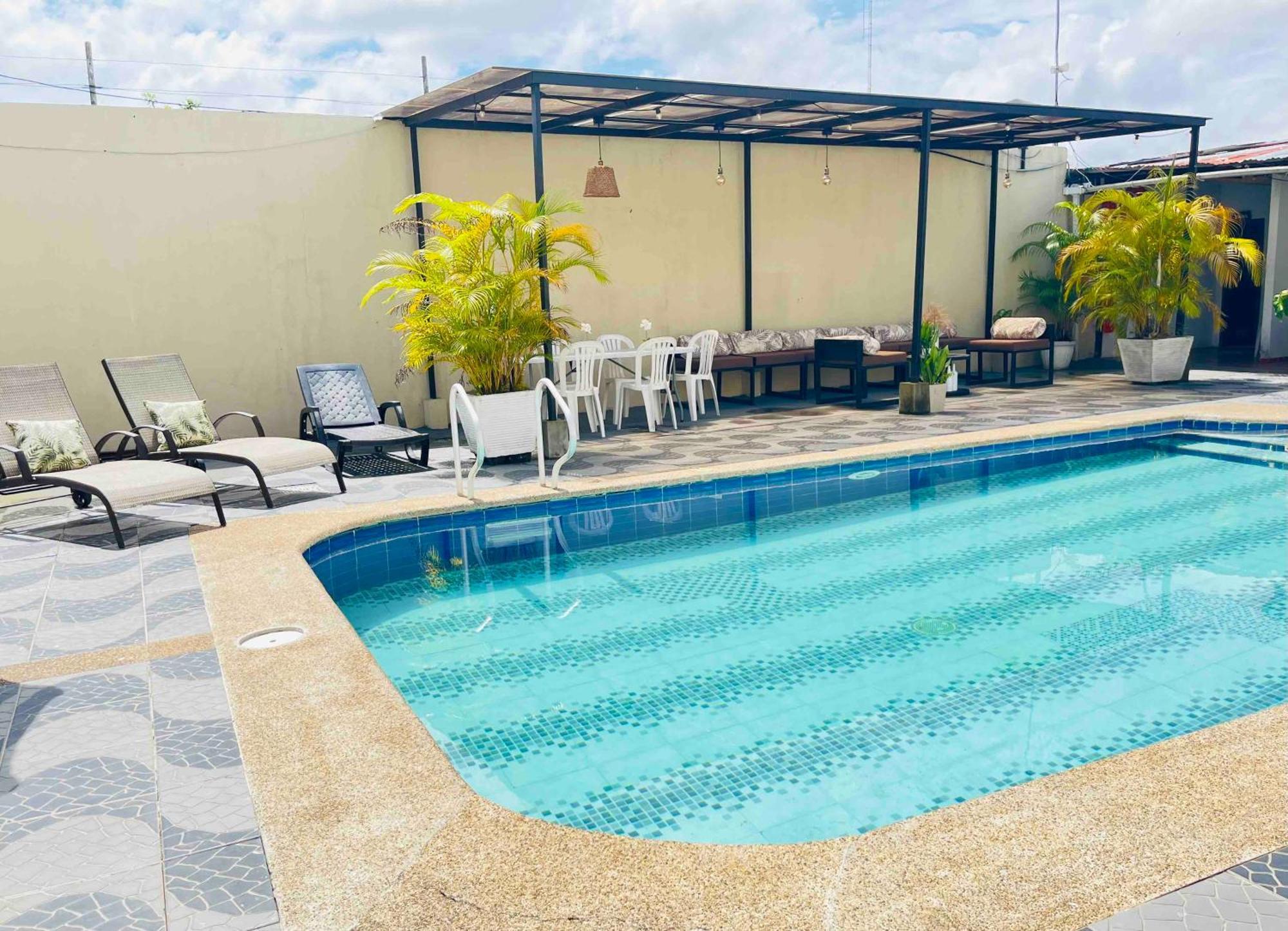 Zuruma Hotel Leticia Esterno foto